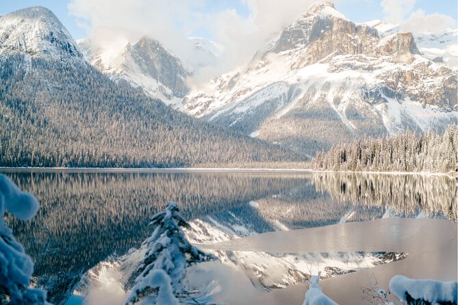 Emerald Lake,Natural Bridge, Wapta Falls & Takakkaw Falls in Yoho - Winter changes the day rather than simply shortening it