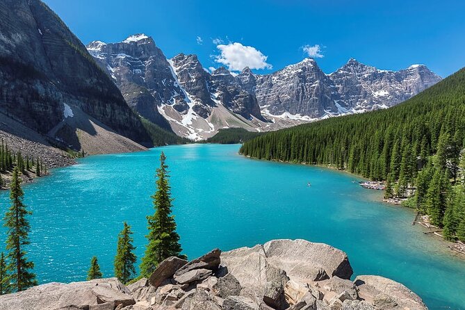 Experience Golden Hour at Moraine and Lake Louise - Lake Louise: one hour beside the famous water