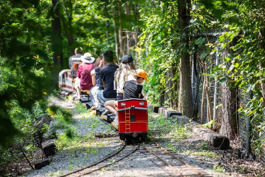 Exporail, the Canadian Railway Museum - Eight exhibitions put railways into daily life