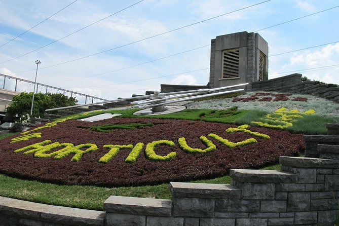 Fall for Niagara Tour - Group size and the meaning of small group