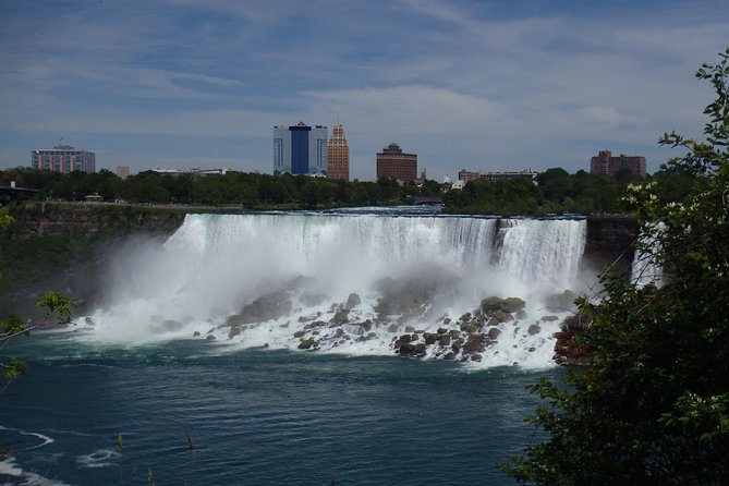 Fall for Niagara Tour - Niagara Falls: the main three-hour window