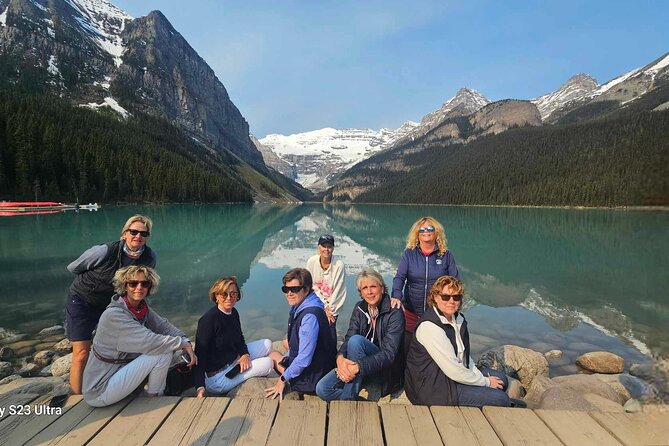 Famous Moraine Lake and Lake Louise Shared Shuttle Tour - Lake Louise offers famous color and classic views