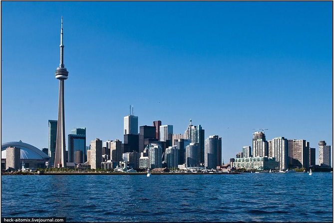Fixed Price :- Private Transfers Niagara falls Hotel OR Pearson Toronto Airport - Fixed Pricing and What You Receive