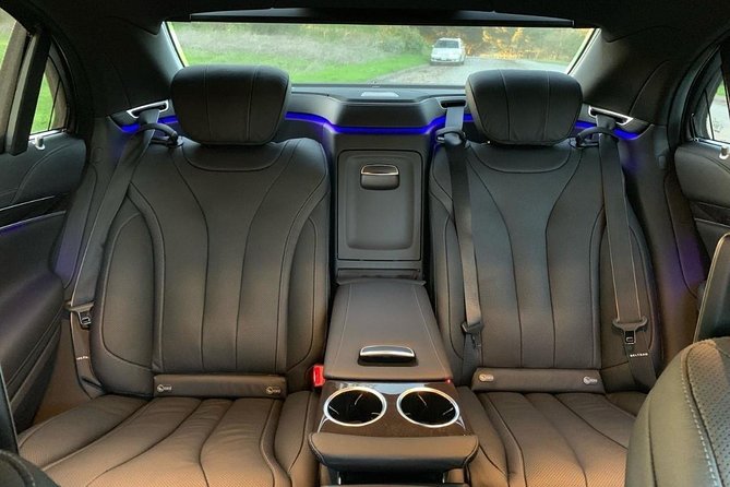 Fixed Price :- Private Transfers Niagara falls Hotel OR Pearson Toronto Airport - Booking, Changes, and Weather Notes