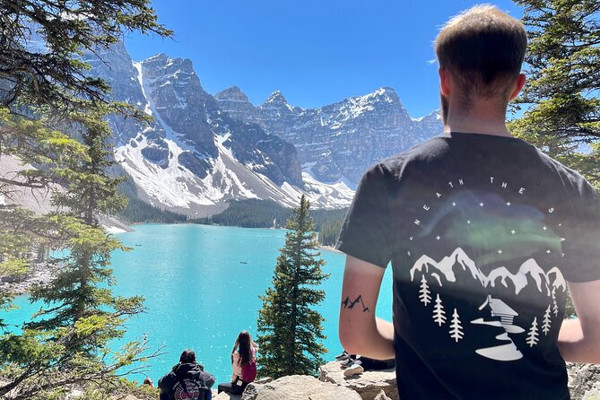 From Banff: Affordable Moraine Lake and Lake Louise Shuttle Bus - Meeting point, timing, and comfort