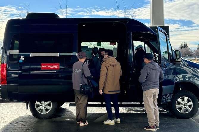 From Banff: Hassle-free Private Transfer to Calgary YYC Airport - How much value do you get for $138.53?