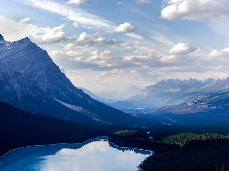 From Calgary/Banff: Columbia Icefield Glacier Full-Day Trip - Herbert Lake and the final ride south