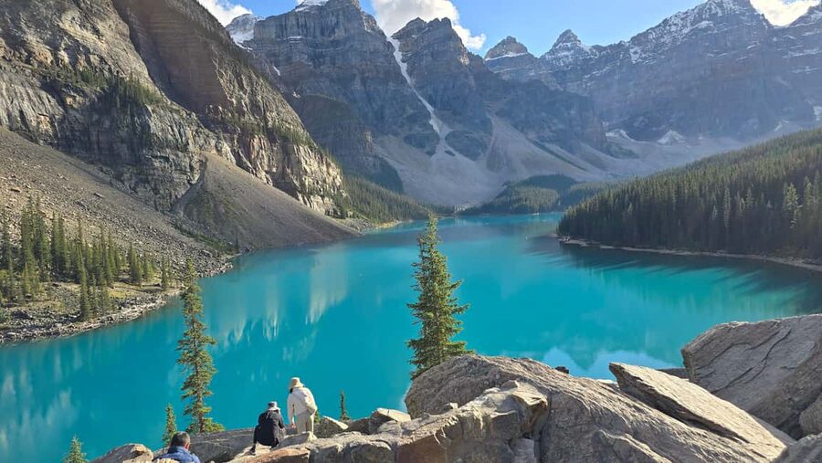 From Calgary/Banff: Moraine Lake & Lake Louise Half-Day Tour - Who will enjoy this tour most?