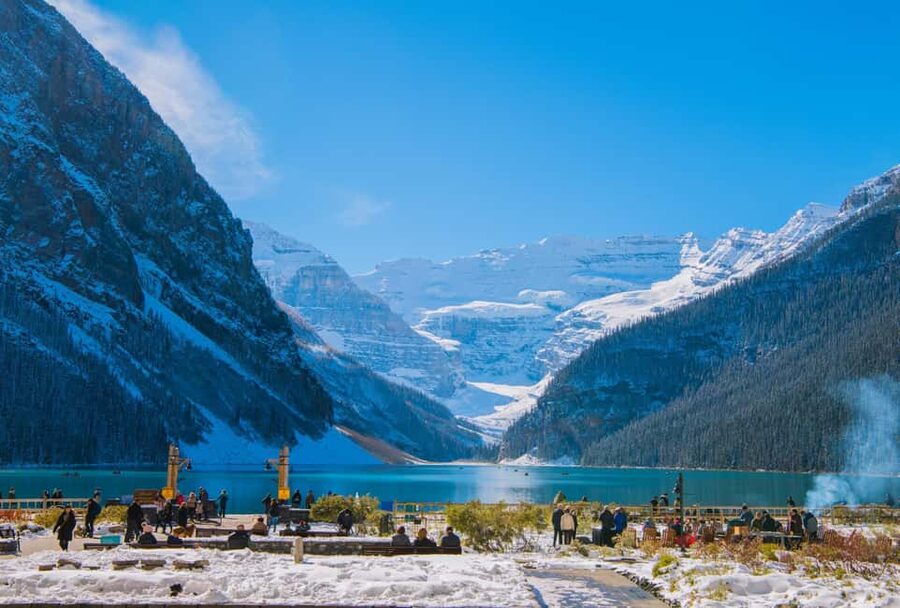 From Calgary/Banff: Moraine Lake & Lake Louise Half-Day Tour - My take on the day