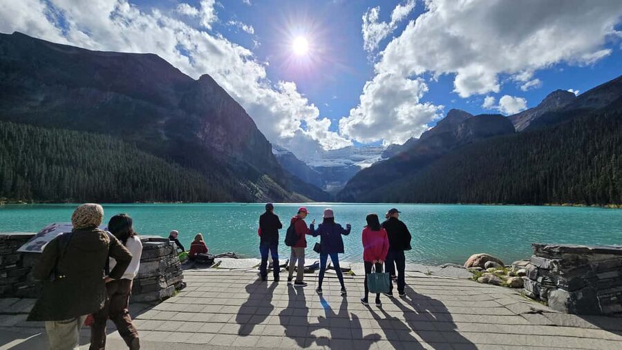 From Calgary/Banff: Moraine Lake & Lake Louise Half-Day Tour - The road through Castle Mountain country
