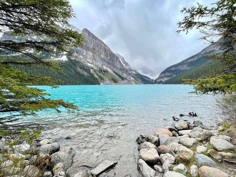 From Calgary: Banff & Yoho National Parks Private Day Tour - What the $748 price really covers