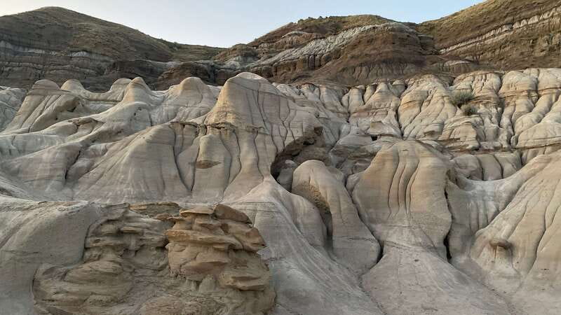 From Calgary: Canadian Badlands Private Geological Tour - The World’s Largest Dinosaur keeps things fun