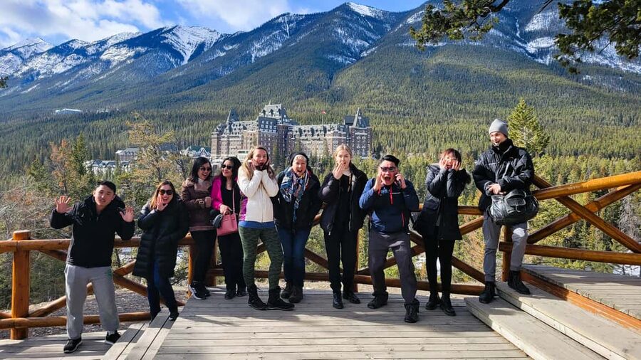 From Calgary/Canmore: Banff National Park Premium Day Trip - Two Jack Lake and Lake Minnewanka set the tone