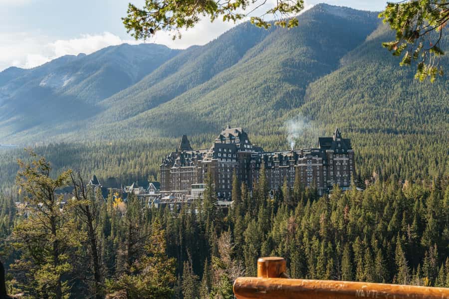 From Calgary: Private Banff National Park Day Trip - What the guides add to the day