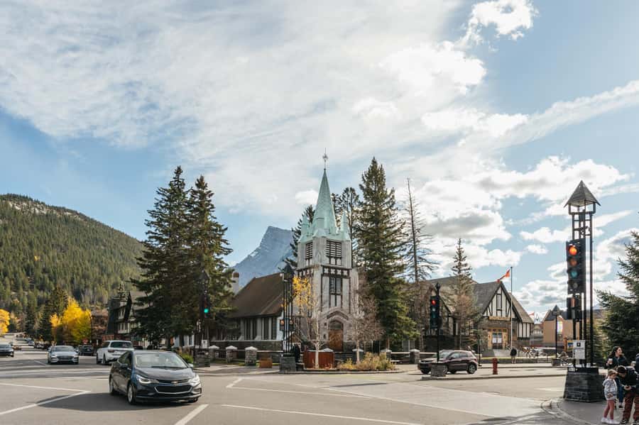 From Calgary: Private Banff National Park Day Trip - Who should book this experience?