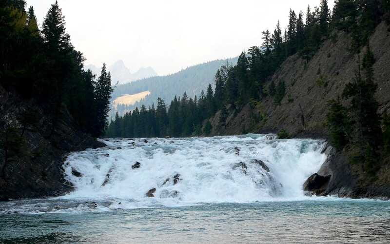 From Calgary: Private Lake Louise and Banff Day Trip - The pace, vehicle, and practical details
