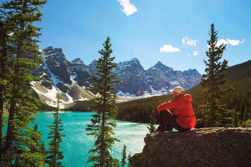From Canmore/Banff: Moraine Lake Sunrise & Lake Louise Tour - The Rockpile and Moraine Lake sunrise