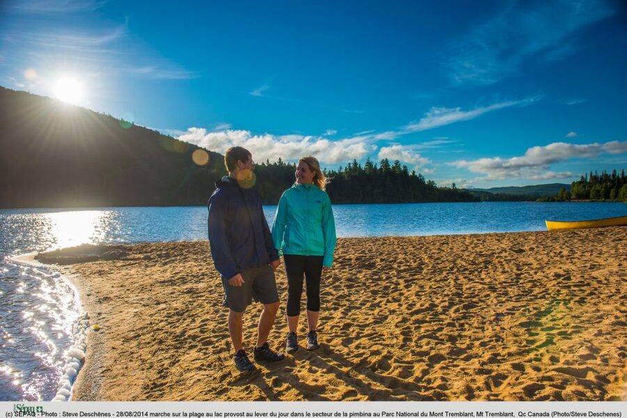 From Montreal: Mont-Tremblant National Park Hiking Day Trip - Forest trails, river water, and Chute-aux-rats