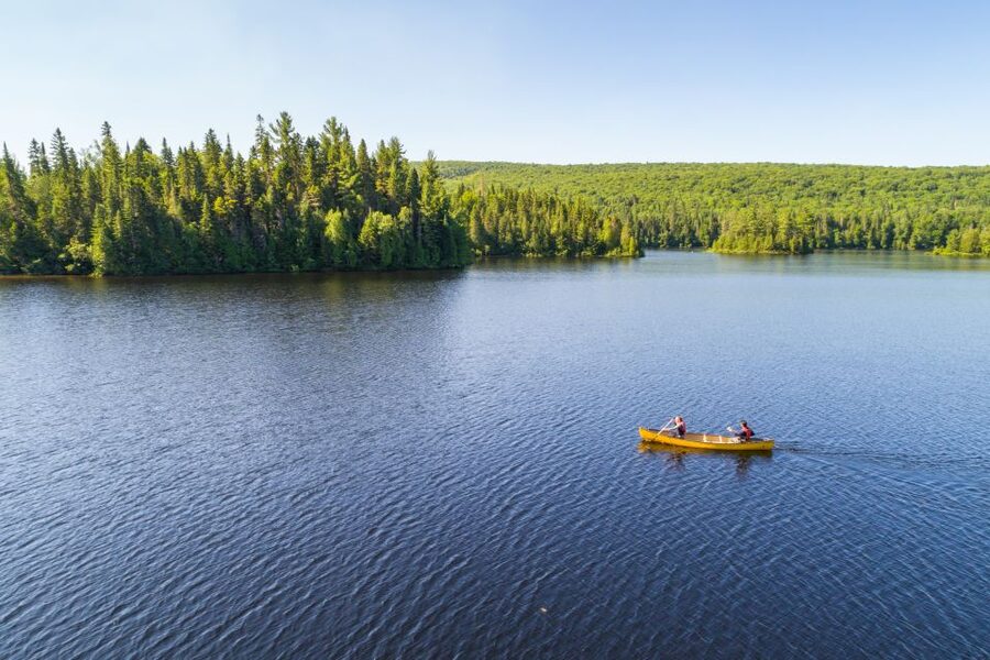 From Montreal: Mont-Tremblant National Park Hiking Day Trip - What to pack for a rain-or-shine hike