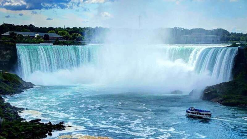 From Toronto: Niagara Falls Evening Tour With Boat Cruise - The Niagara Parkway route has more than one big attraction