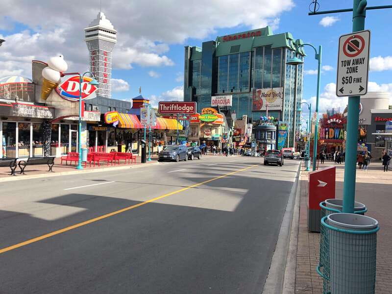 From Toronto: Niagara Falls Full-Day Tour - Maple Leaf Place and the maple tasting stop