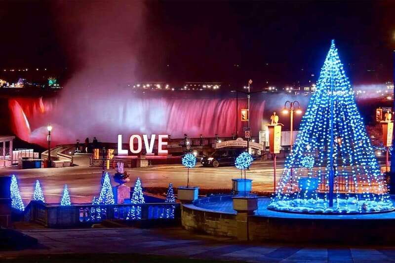 From Toronto: Winter Festival of Lights Niagara Falls Tour - How the guide and coach setup affects the day