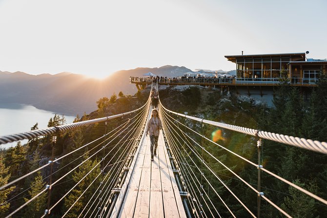From Vancouver: Whistler & Sea to Sky Gondola with Shannon Falls - Shannon Falls: a short stop with real impact