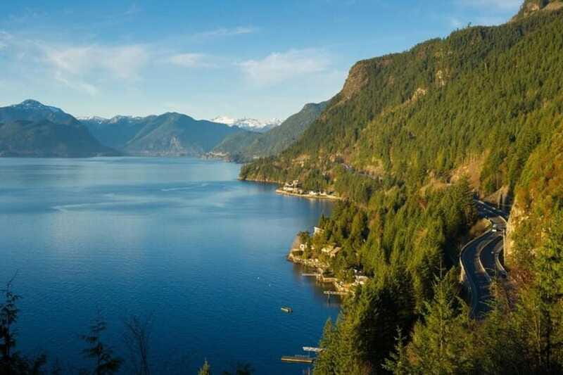 From Vancouver: Whistler Tour with Shannon Falls and Gondola - What the guide adds, and where the service can fall short