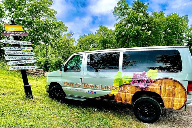 Full-Day Group Wine Tour (with cheese and charcuterie) in Niagara-on-the-Lake - Château des Charmes: estate wine and a French connection