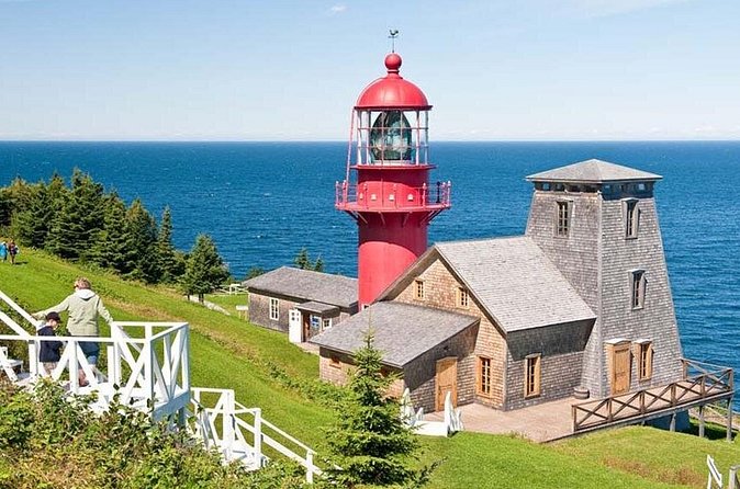 Gaspe 3–DAY Trip - Day 3: Cap-Chat and the return to Montreal