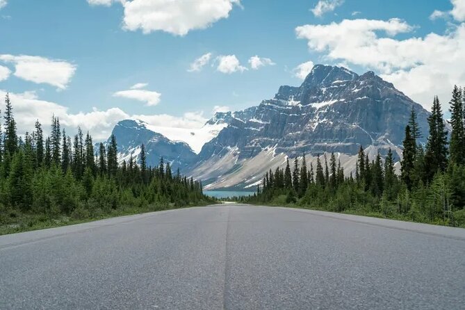 Glacier Adventure on the Icefields Parkway Hidden Gems Skywalk - The Columbia Icefield Skywalk above Sunwapta Valley
