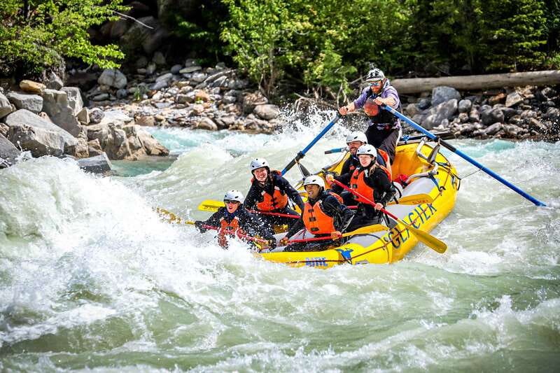 Golden, BC: Kicking Horse River Half Day Whitewater Rafting - The 25-minute ride from Golden to the river