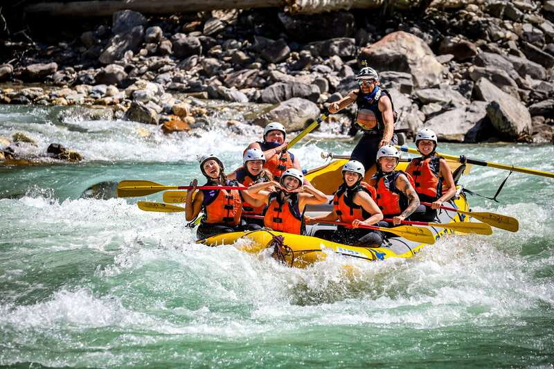 Golden, BC: Kicking Horse River Half Day Whitewater Rafting - Safety briefings that prepare you for the rapids