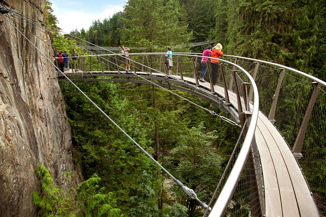 Grouse Mountain & Capilano Bridge Tour with Fish Hatchery - How the timing feels in real life