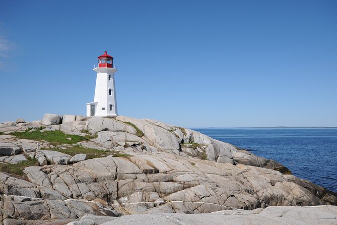 Half Day Small Group Tour in Peggy's Cove and Titanic Cemetery - Why Peggy’s Cove and the Titanic Cemetery Belong Together