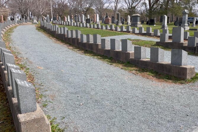 Half Day Small Group Tour in Peggy's Cove and Titanic Cemetery - Fairview Lawn Cemetery and the Titanic Story