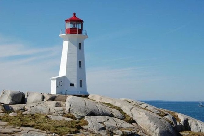 Half-Day Small-Group Tour of Nova Scotia's South Shore - Peggy’s Cove and the edge of the Atlantic