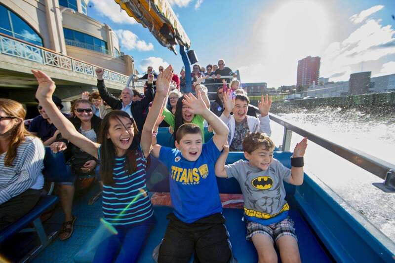 Halifax: Harbour Hopper City & Water Cruise in a Duck Boat - Thirty minutes through downtown Halifax