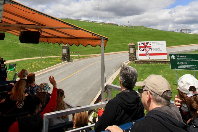 Halifax Harbour Hopper Tour - Citadel Hill and Fort George