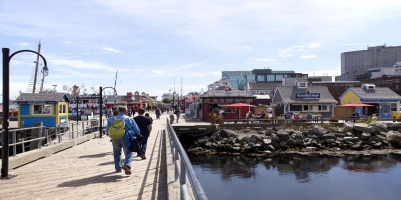 Halifax Harbourfront Food Walking Tour - Creamy seafood chowder brings the comfort