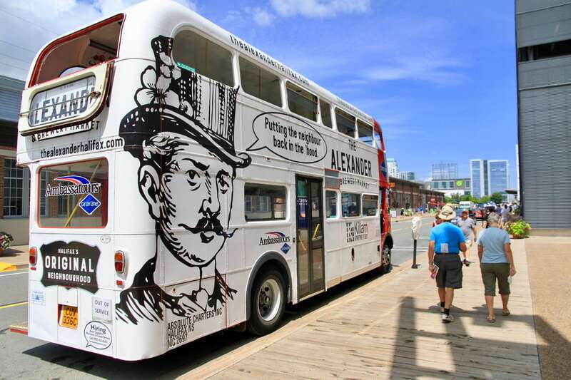 Halifax: Hop-on Hop-Off Double Decker Bus City Tour - Stop 7: Art Gallery, Province House, and shopping