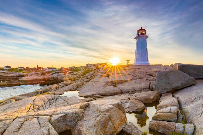 Halifax Peggy’s Cove Express - Weather, mobility, and comfort