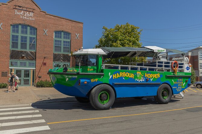 Harbour Hopper Tours: Charlottetown, PEI - Who gets the most from this short outing?