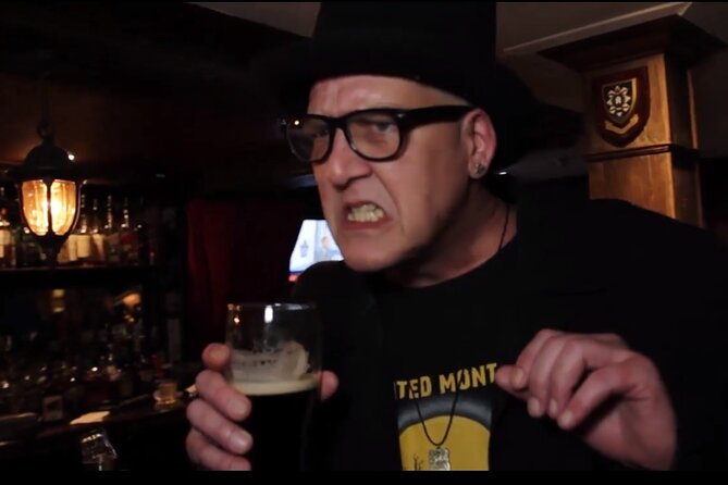 Haunted Montreal Pub Crawl - The storytelling is the real attraction