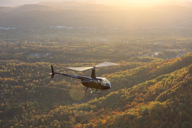 Helicopter Tour Over Mont-Tremblant 70KM ( 20 min ) - Seeing the pedestrian village and ski resort from above