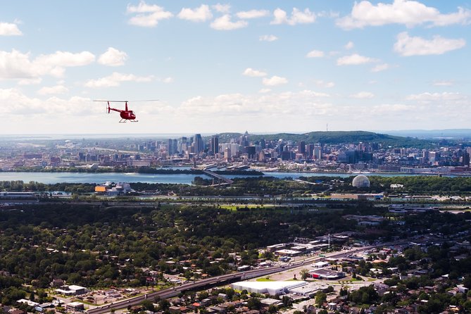 Helicopter Tour Over Montreal - Weather, winter flights, and schedule risks