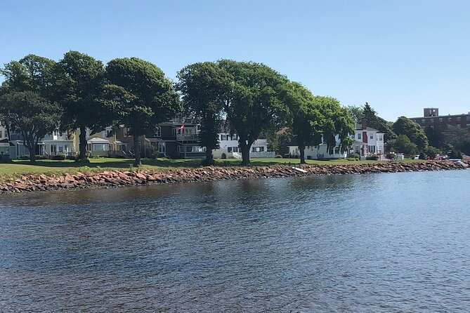 Historic Walking Tour of Charlottetown - What the guide adds to the experience