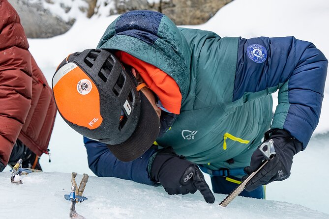 Ice Climbing Adventure in Banff: Beginner - Johnston Canyon: the likely beginner appeal