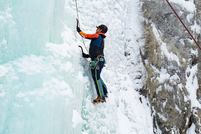 Ice Climbing Adventure in Banff: Beginner - Banff National Park and the frozen Rockies