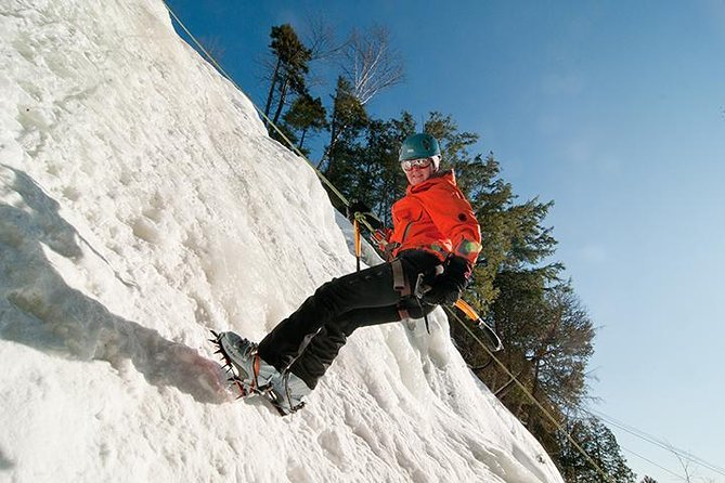 Ice Climbing Initiation in Mont-Tremblant - Starting at Tremblant Activity Centre